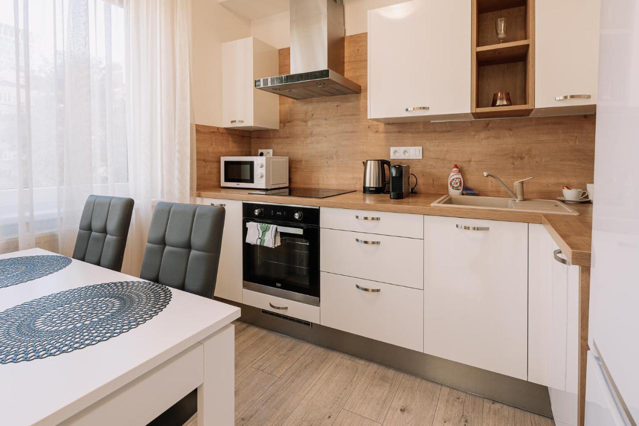 Skau 2 Old Town Family & Business Apartment 2 Floor Free Parking Bratislava Exterior photo
